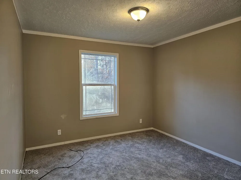 196 Red Hill Rd Sunbright, TN 37872