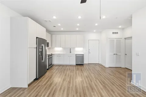 4802 S Congress Avenue #514