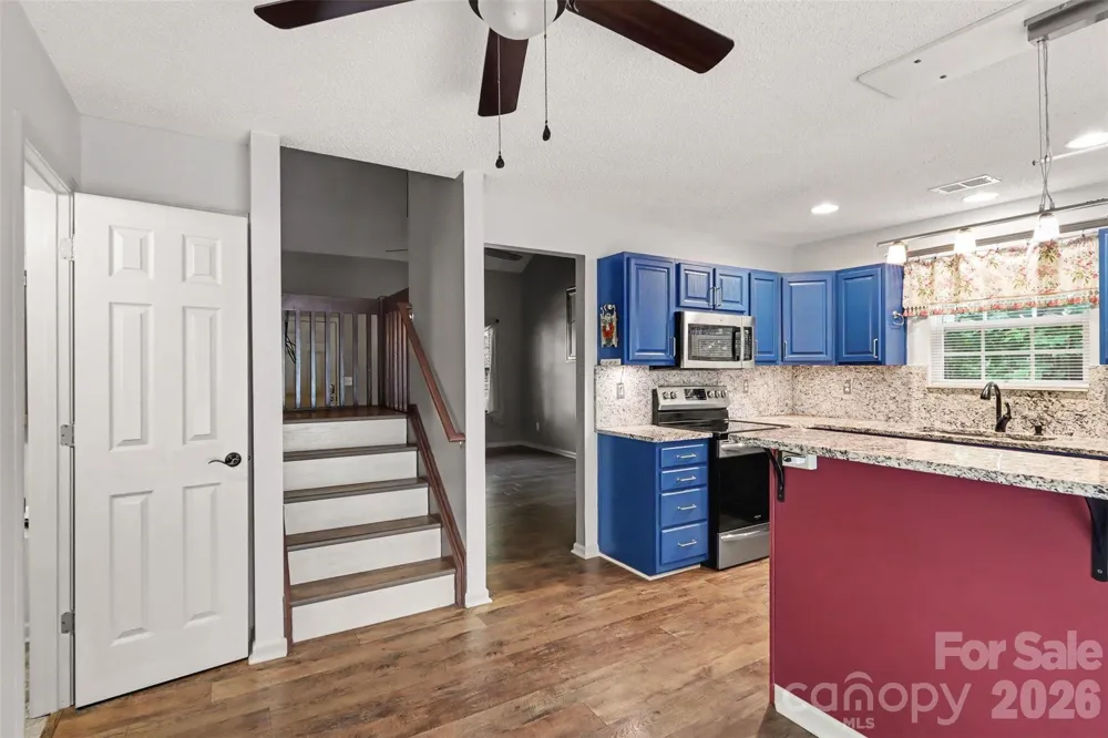 10150 Frosty Lane Charlotte, NC 28216