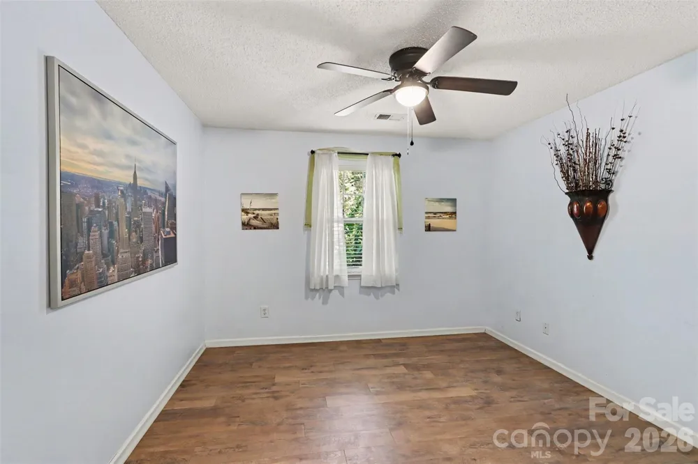 10150 Frosty Lane Charlotte, NC 28216