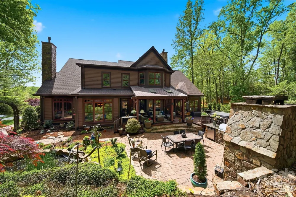 2748 Trent Drive NE Conover, NC 28613