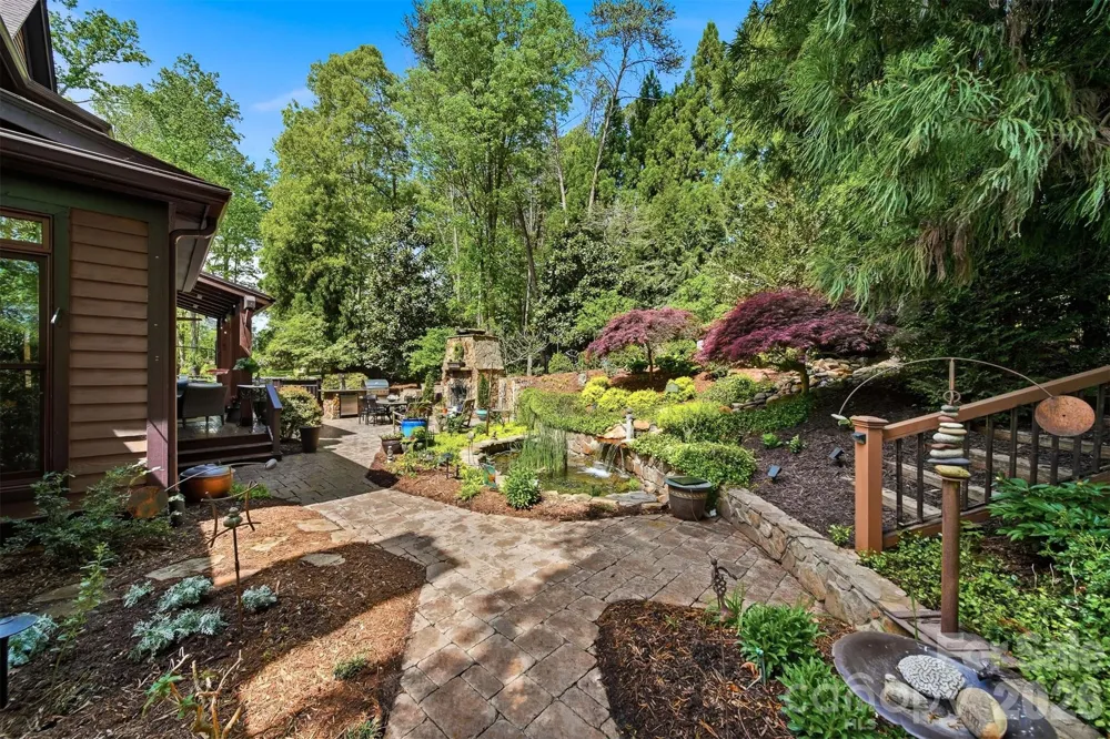 2748 Trent Drive NE Conover, NC 28613