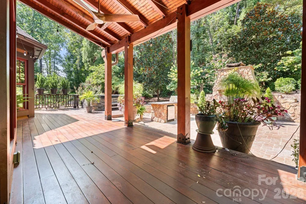 2748 Trent Drive NE Conover, NC 28613