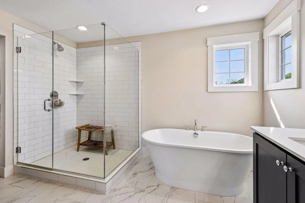 4264 Woodland Court Minnetrista, MN 55331