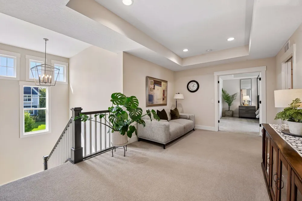 4264 Woodland Court Minnetrista, MN 55331