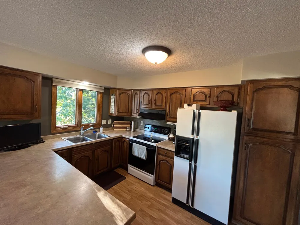 14372 Riverbend Trail Thief River Falls, MN 56701