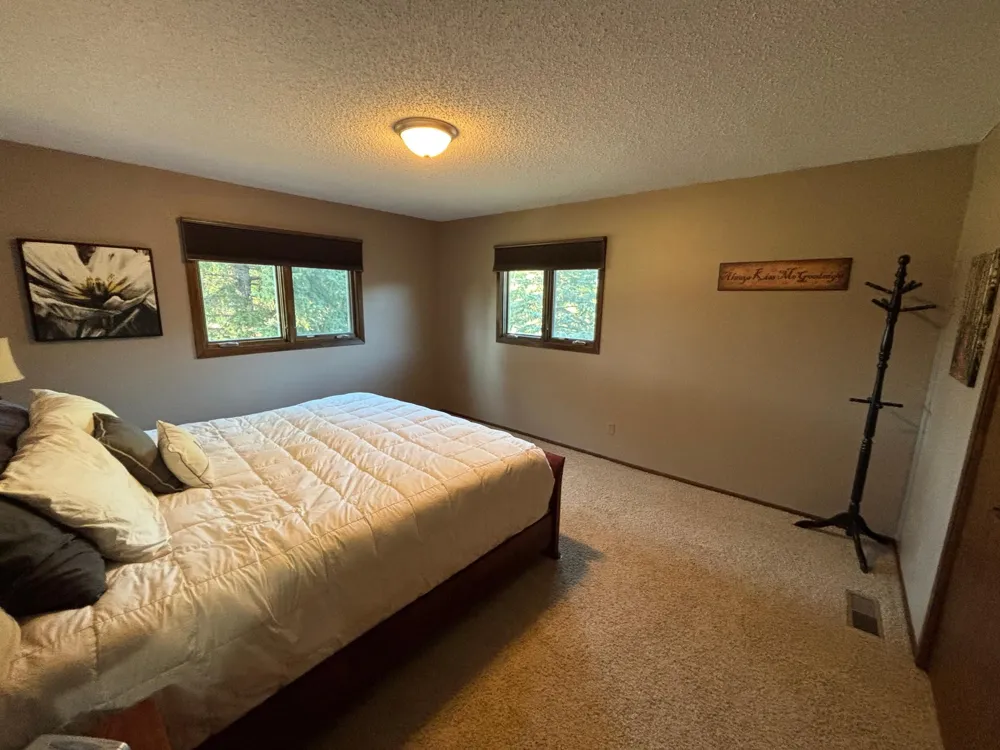 14372 Riverbend Trail Thief River Falls, MN 56701