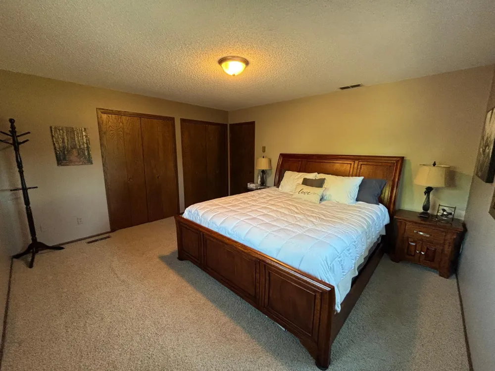 14372 Riverbend Trail Thief River Falls, MN 56701