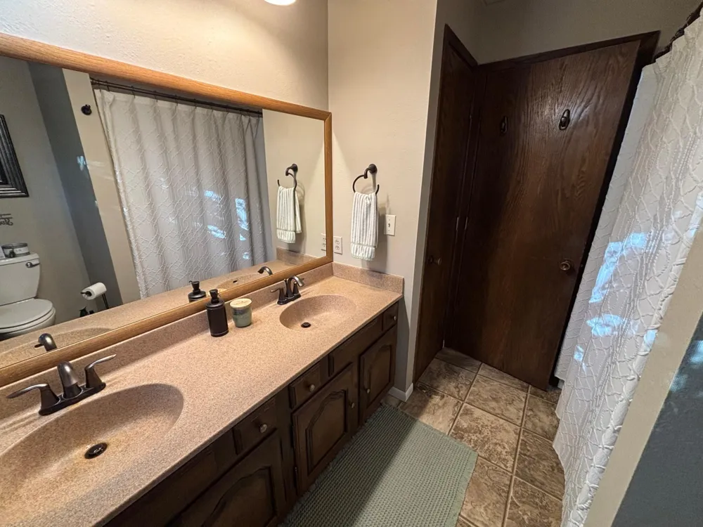 14372 Riverbend Trail Thief River Falls, MN 56701
