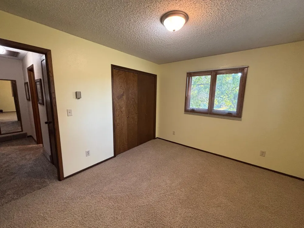 14372 Riverbend Trail Thief River Falls, MN 56701