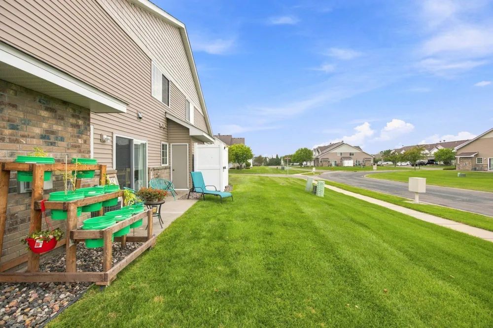 17530 Gillette Way #7052 Lakeville, MN 55044