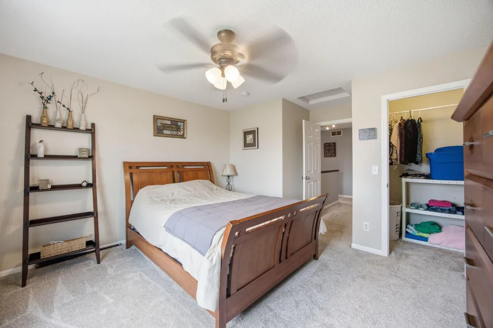 17530 Gillette Way #7052 Lakeville, MN 55044