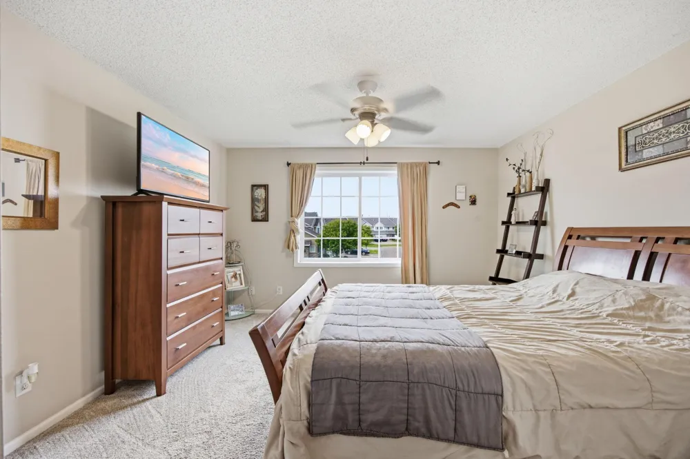 17530 Gillette Way #7052 Lakeville, MN 55044