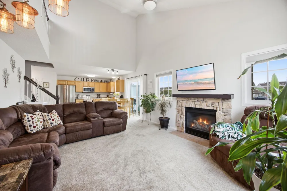 17530 Gillette Way #7052 Lakeville, MN 55044