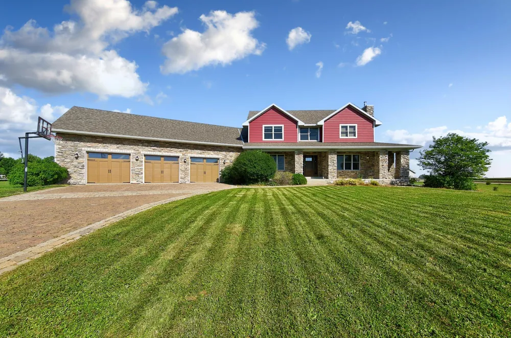 751 S 12th Street Bird Island, MN 55310