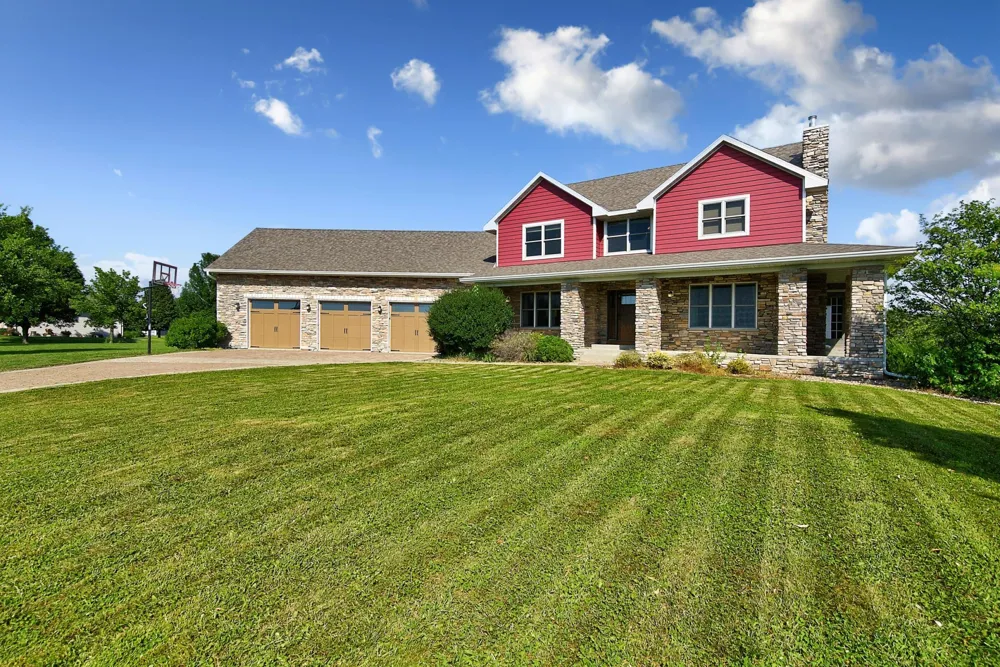 751 S 12th Street Bird Island, MN 55310