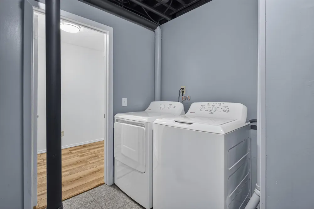 2133 76th Court Brooklyn Park, MN 55444
