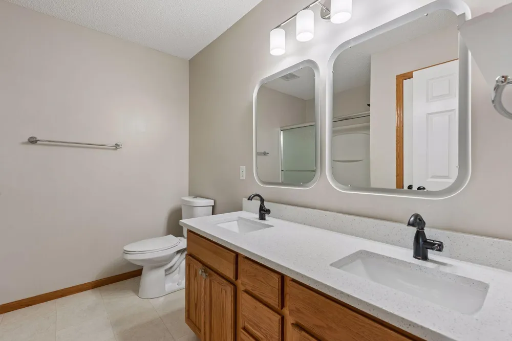 727 2nd Street NE Hopkins, MN 55343