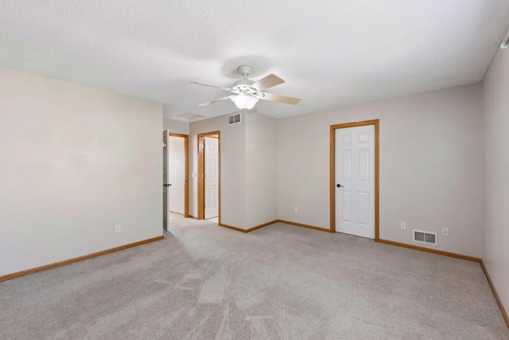 727 2nd Street NE Hopkins, MN 55343