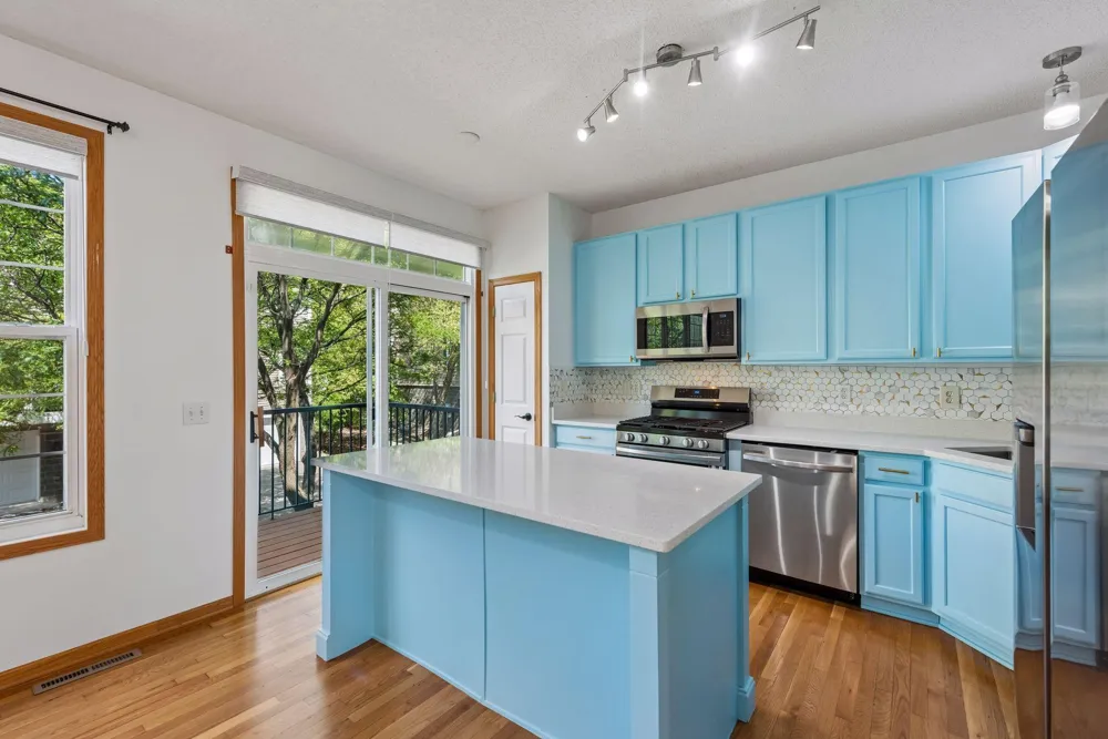 727 2nd Street NE Hopkins, MN 55343
