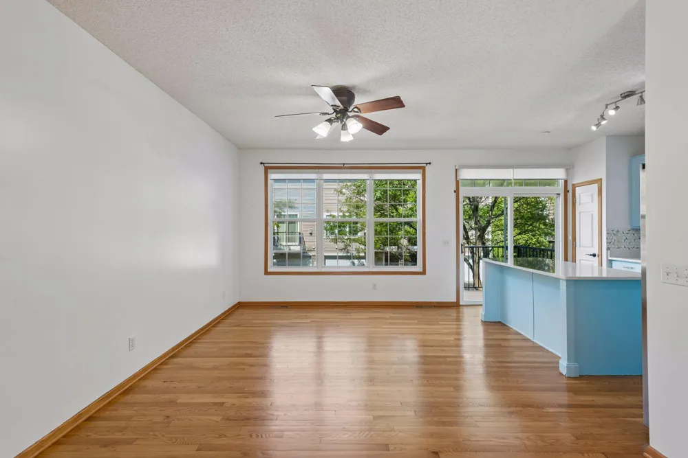 727 2nd Street NE Hopkins, MN 55343