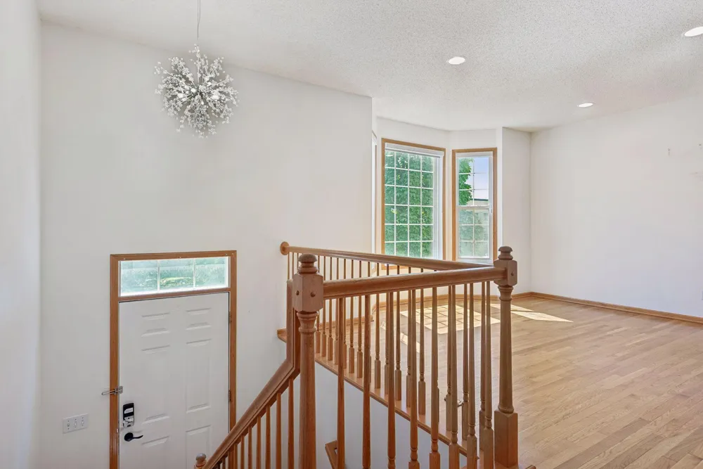 727 2nd Street NE Hopkins, MN 55343