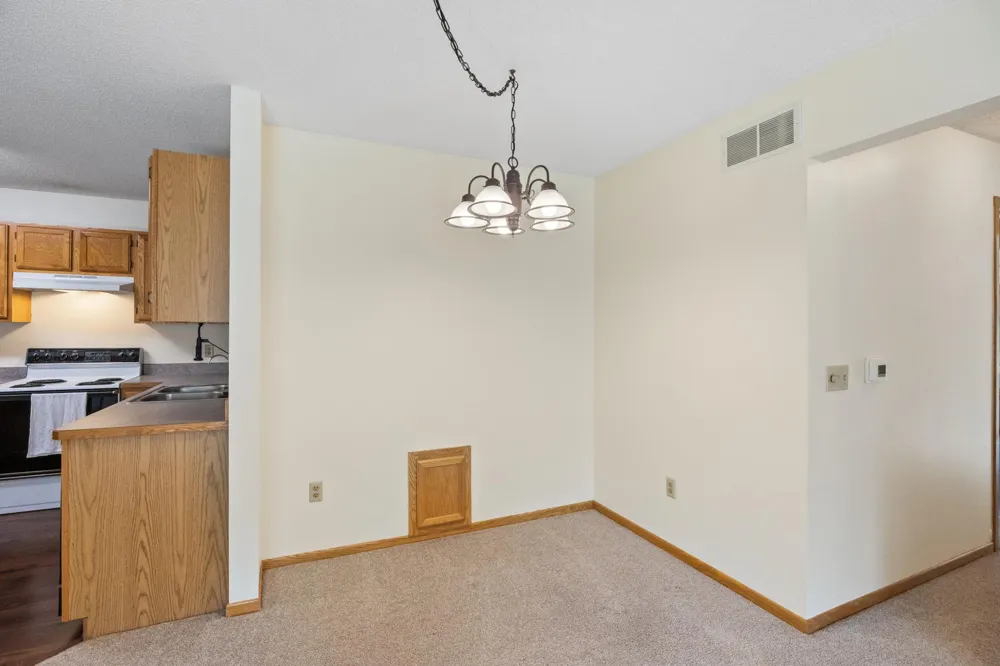 4143 Ruby Lane #72 Eagan, MN 55122
