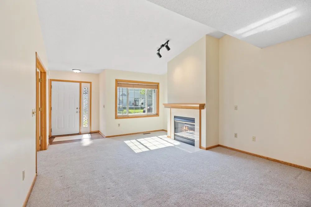 4143 Ruby Lane #72 Eagan, MN 55122