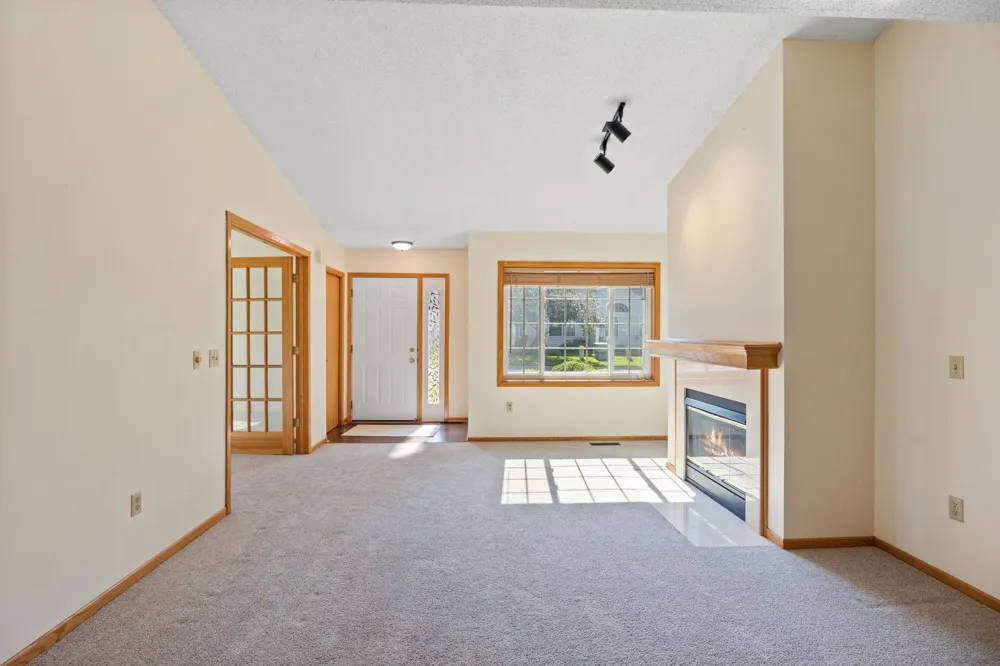 4143 Ruby Lane #72 Eagan, MN 55122