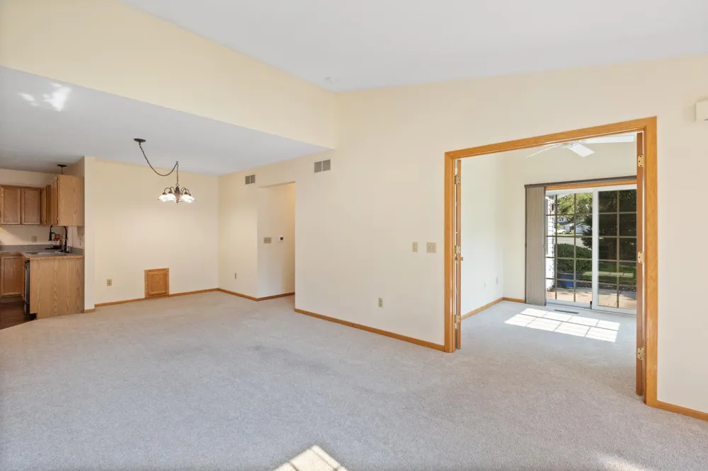4143 Ruby Lane #72 Eagan, MN 55122