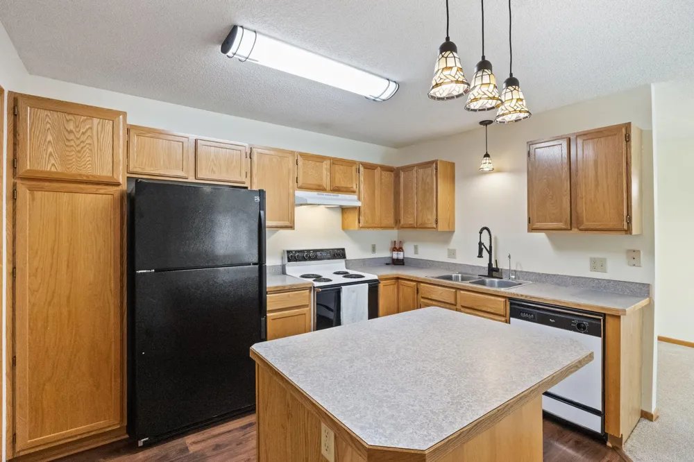4143 Ruby Lane #72 Eagan, MN 55122