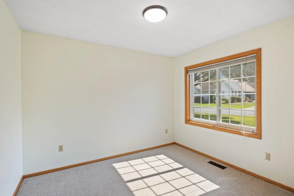 4143 Ruby Lane #72 Eagan, MN 55122