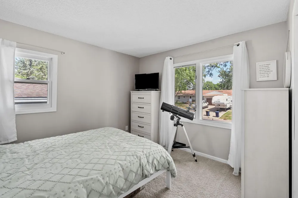 16515 Frazer Way W Rosemount, MN 55068