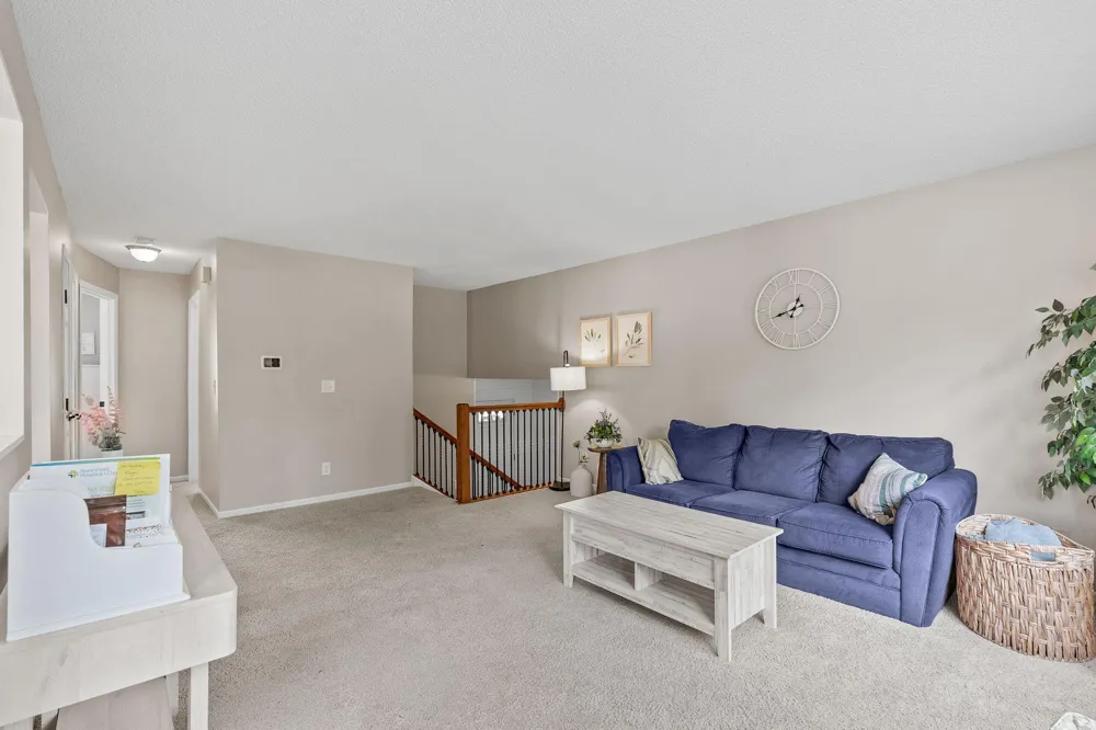 16515 Frazer Way W Rosemount, MN 55068