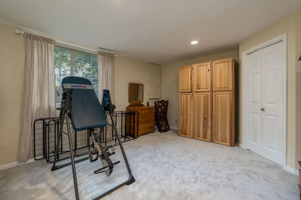 121 Bartholomew Lane Mankato, MN 56001