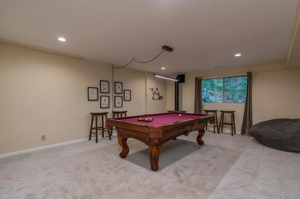 121 Bartholomew Lane Mankato, MN 56001