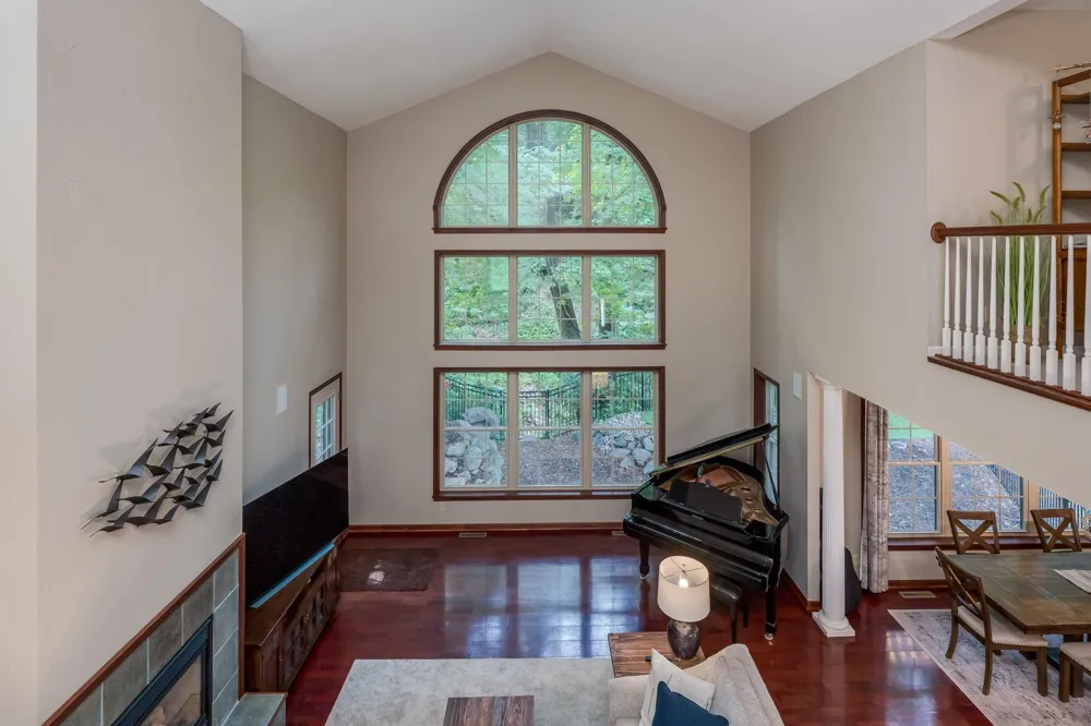 121 Bartholomew Lane Mankato, MN 56001