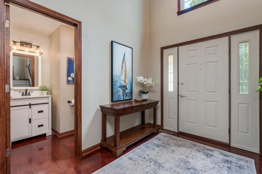 121 Bartholomew Lane Mankato, MN 56001