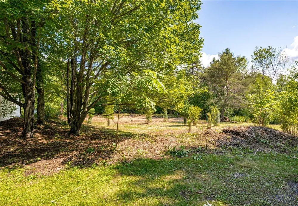 5068 Arnold Road Duluth, MN 55803