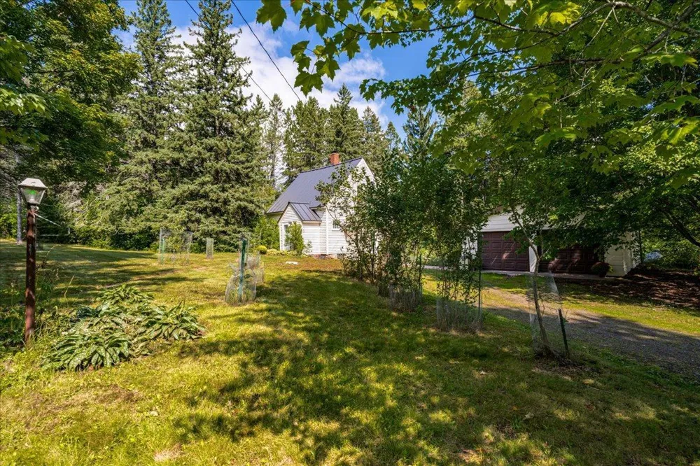 5068 Arnold Road Duluth, MN 55803
