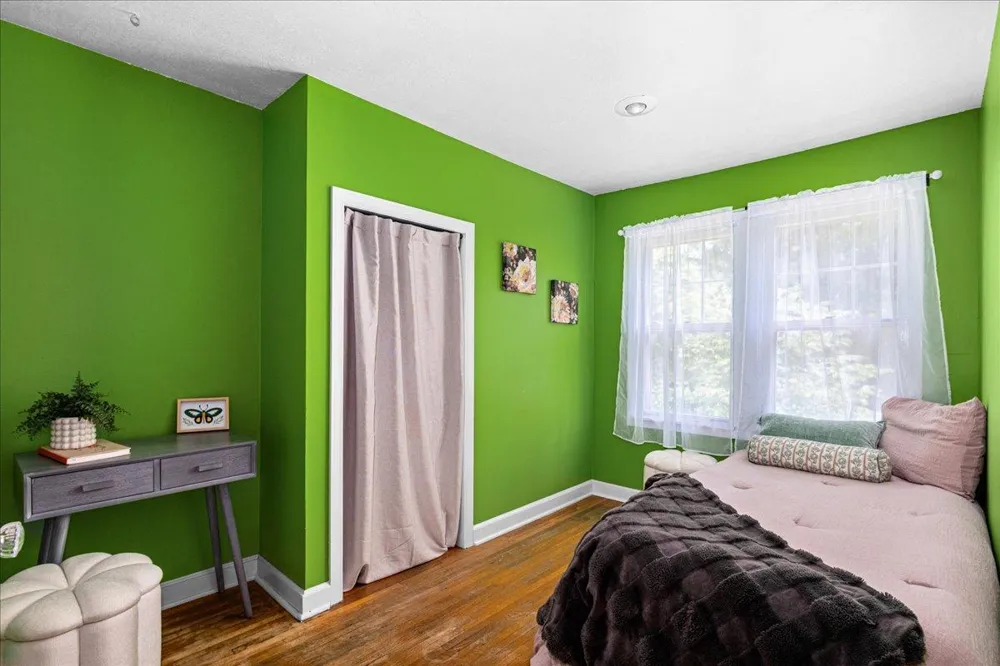 5068 Arnold Road Duluth, MN 55803