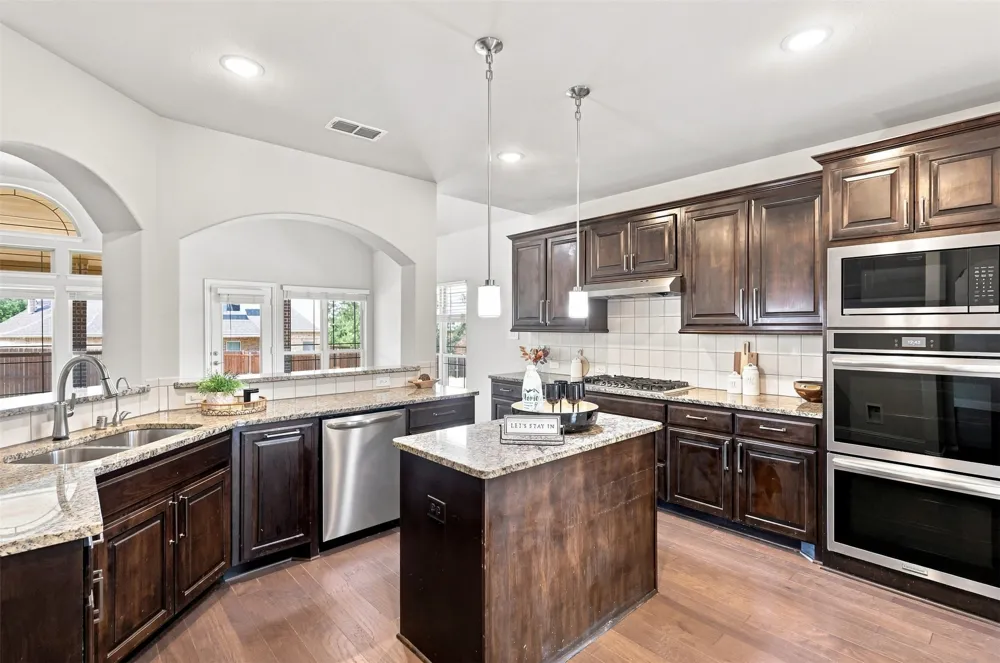 3233 Rolling Meadow Drive Anna, TX 75409