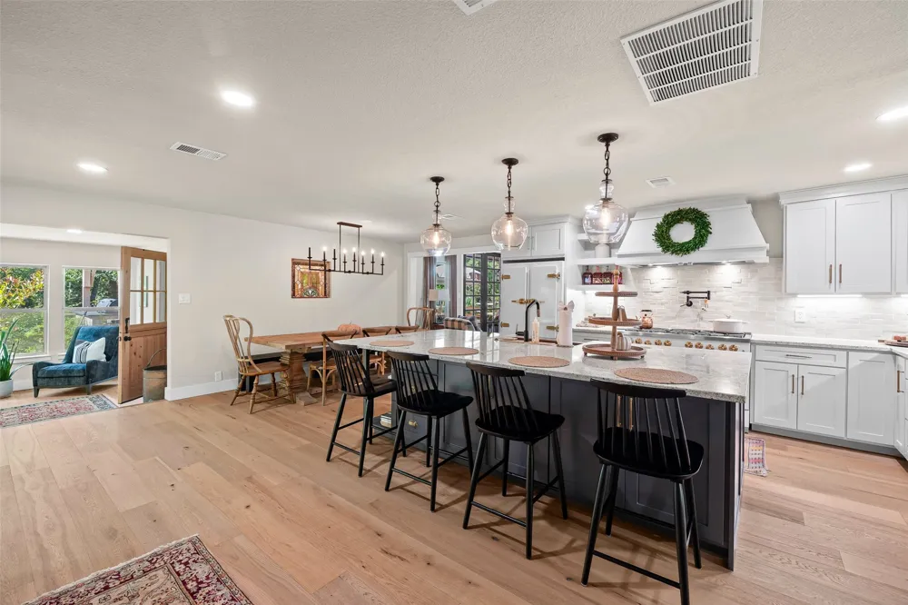 4732 County Road 206 Grandview, TX 76050