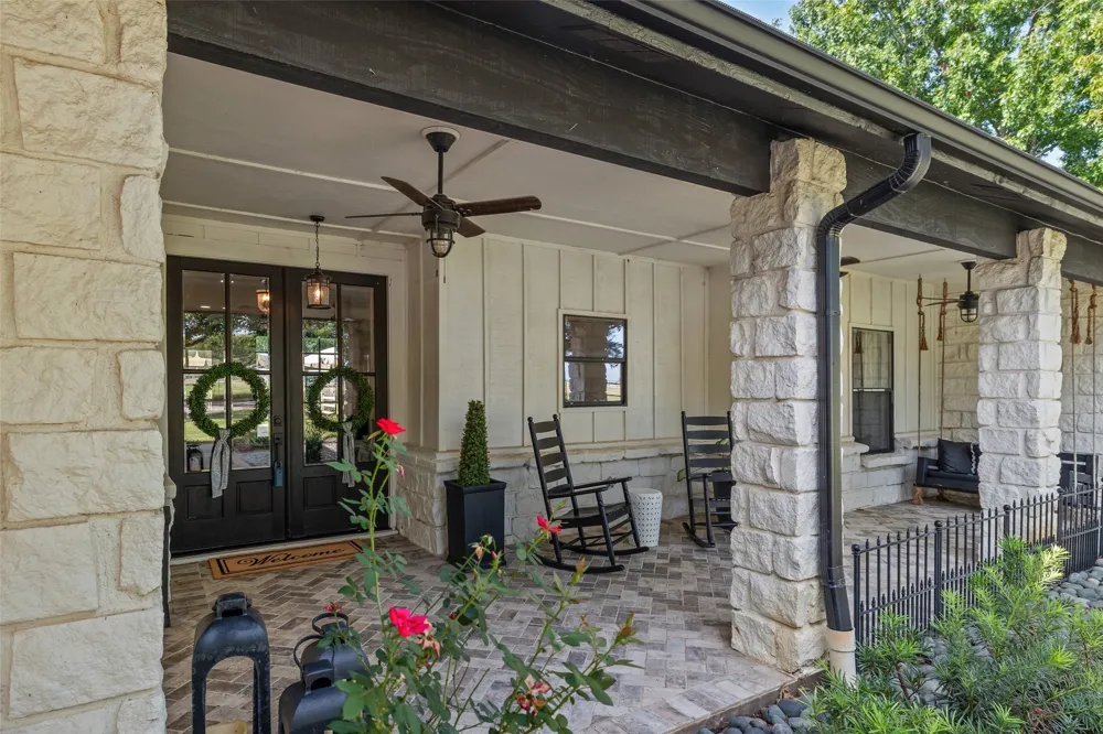 4732 County Road 206 Grandview, TX 76050