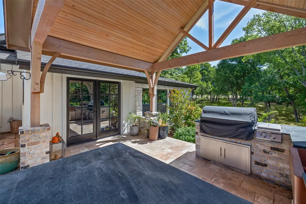 4732 County Road 206 Grandview, TX 76050