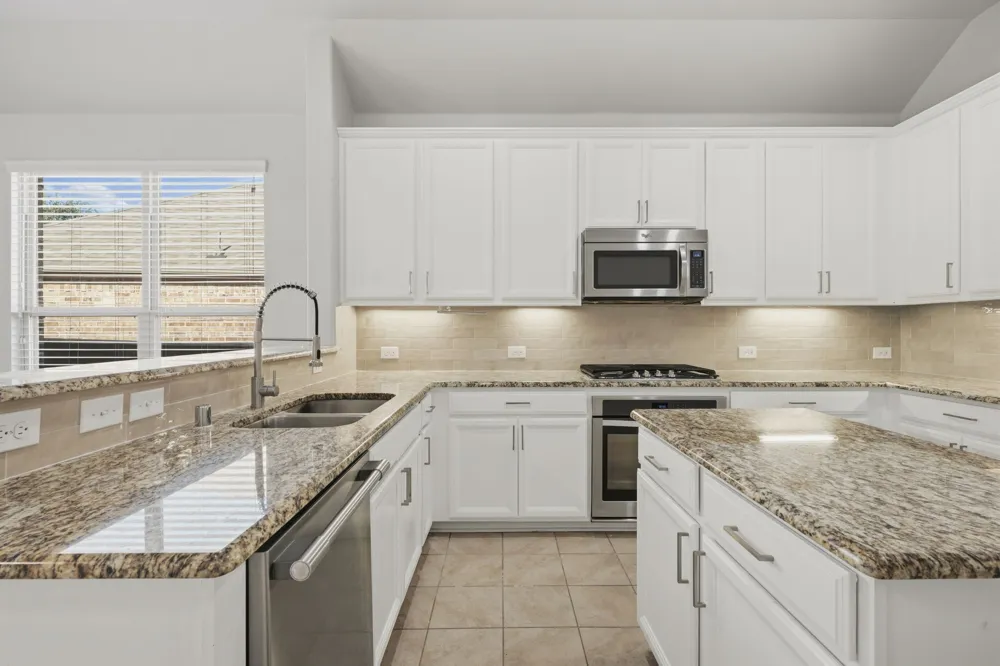 916 Llano Falls Drive McKinney, TX 75071