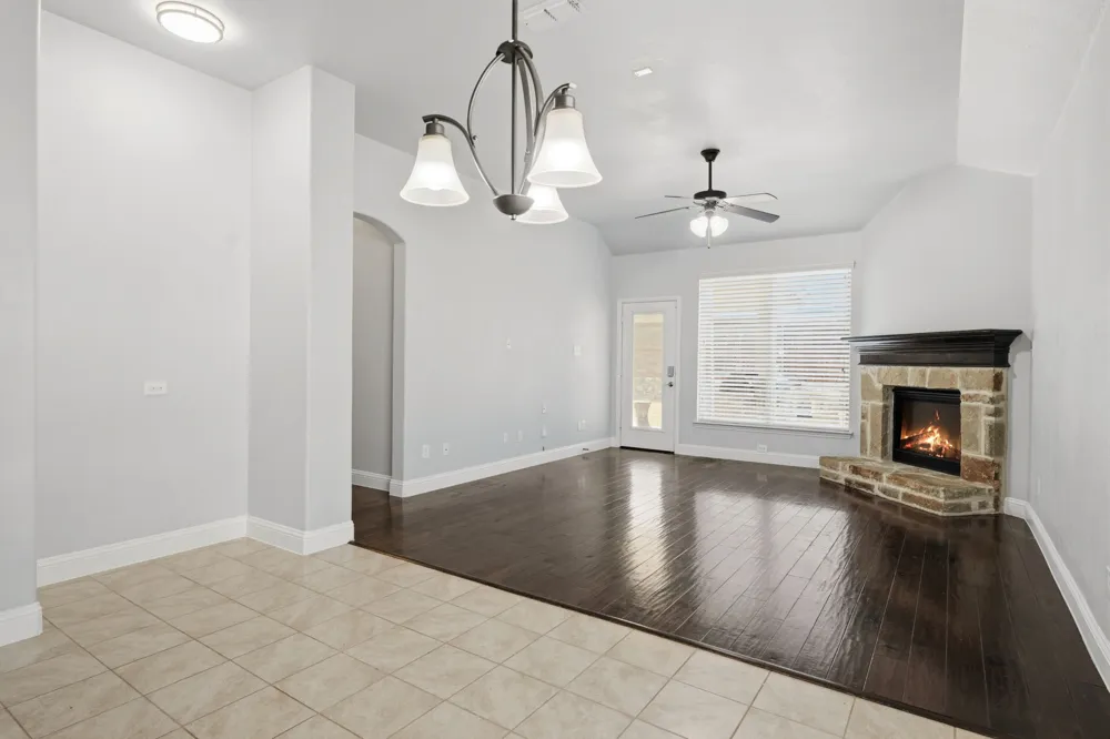 916 Llano Falls Drive McKinney, TX 75071