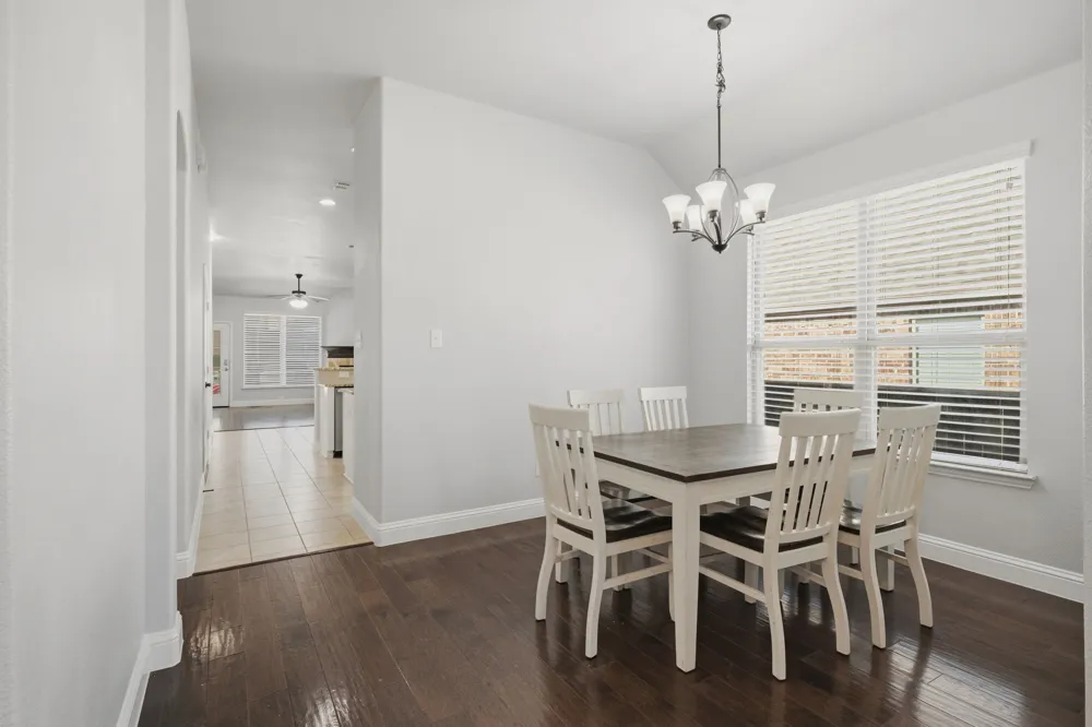 916 Llano Falls Drive McKinney, TX 75071