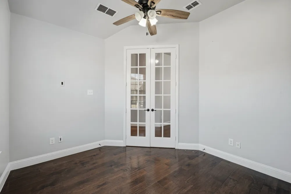 916 Llano Falls Drive McKinney, TX 75071