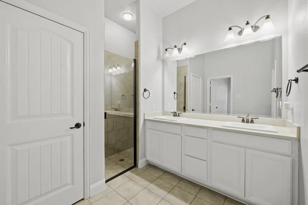 916 Llano Falls Drive McKinney, TX 75071